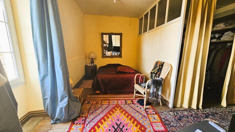 Maison - 240 m² - 7 pièces