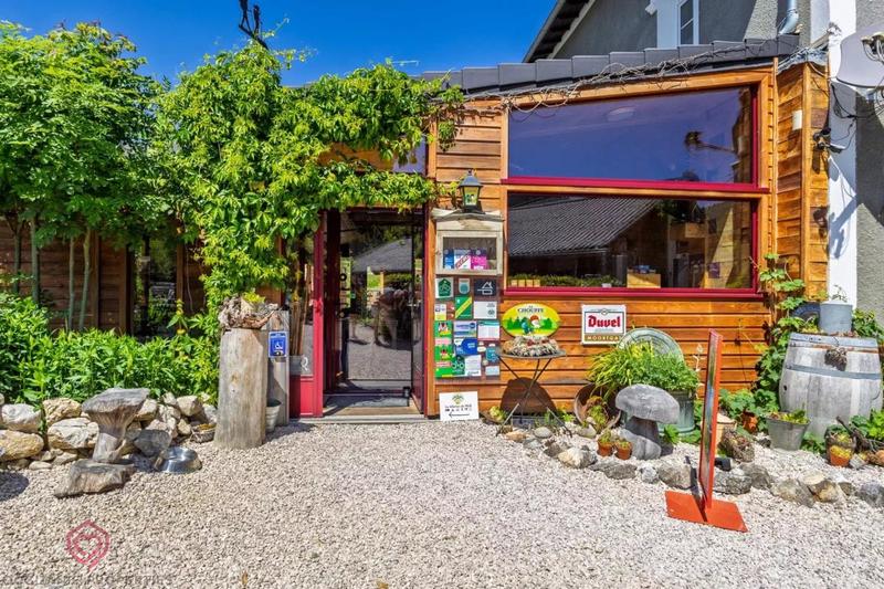 Propriété - 500 m² - 17 pièces