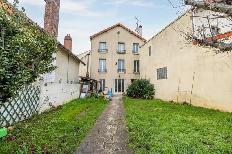 Appartement - 95 m² - 7 pièces