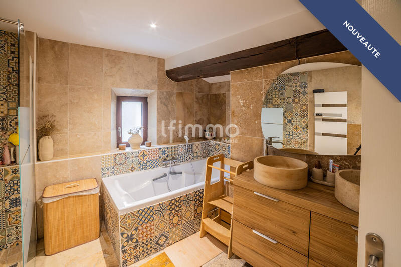 Maison de campagne - 200 m² - 5 pièces