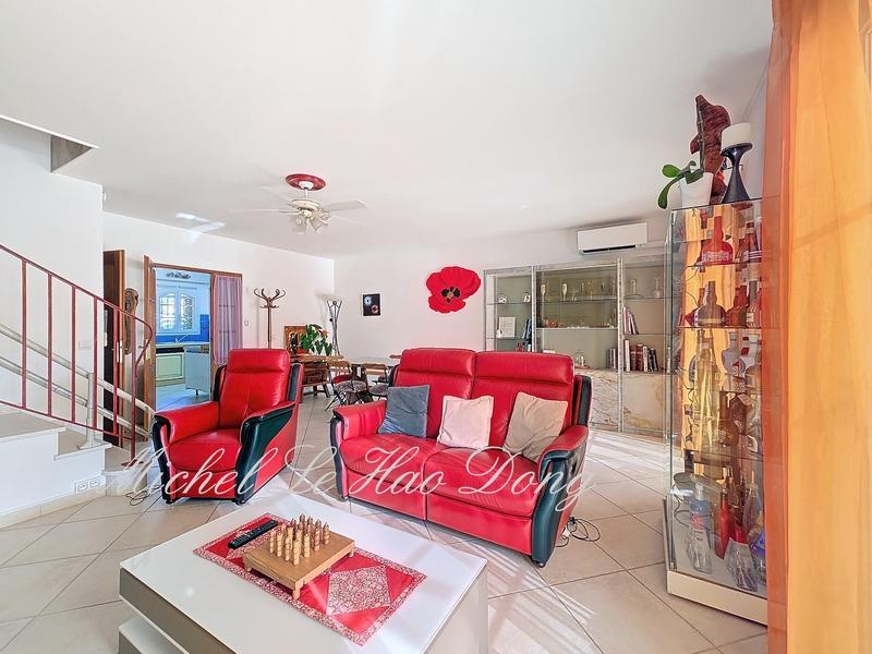 Maison - 101 m² - 4 pièces