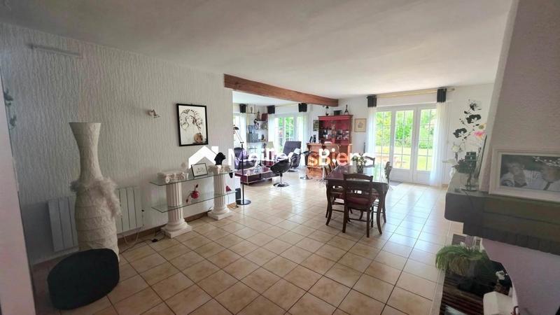 Maison - 135 m² - 6 pièces