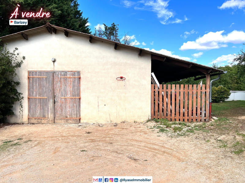 Maison - 289 m² - 10 pièces