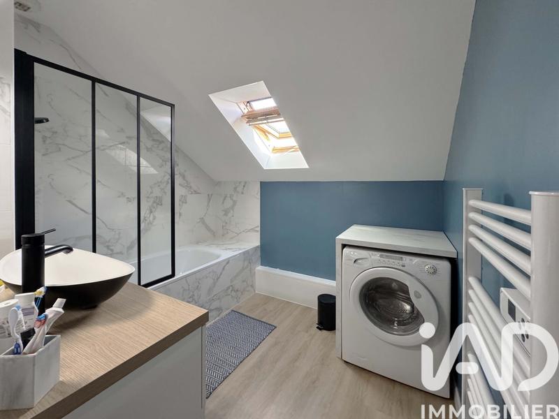 Maison - 84 m² - 5 pièces