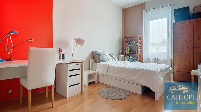 Maison de village - 216 m² - 7 pièces