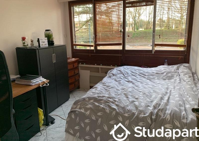 Chambre - 9 m² - 1 pièce