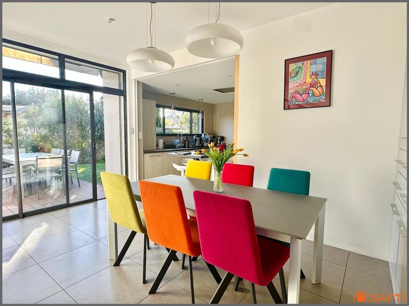 Maison - 151 m² - 6 pièces