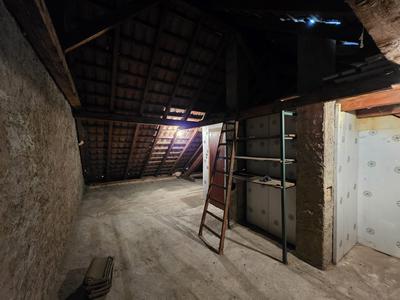 Maison - 255 m² - 8 pièces