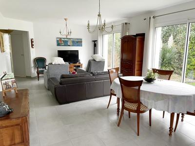 Maison - 86 m² - 4 pièces