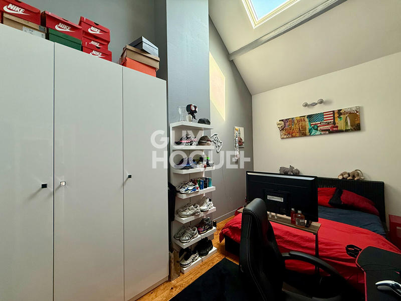 Maison - 245 m² - 8 pièces