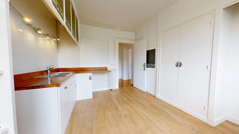 Appartement - 144 m² - 5 pièces