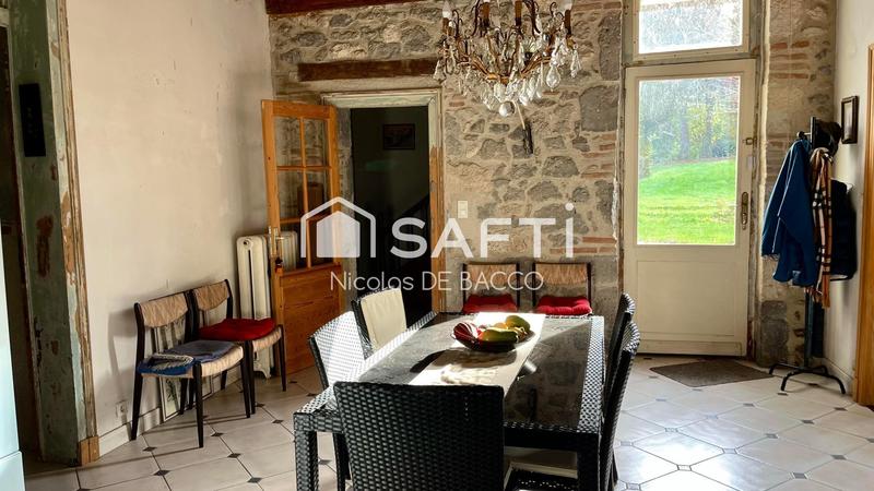 Maison - 385 m² - 10 pièces