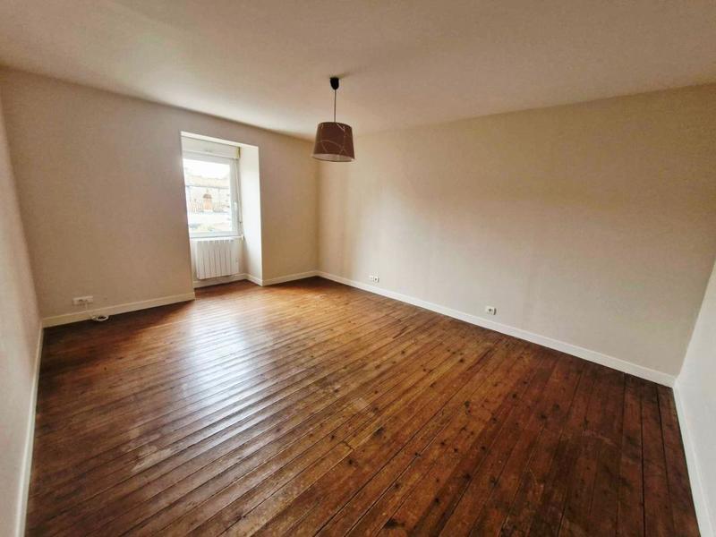 Maison de bourg - 88 m² - 4 pièces