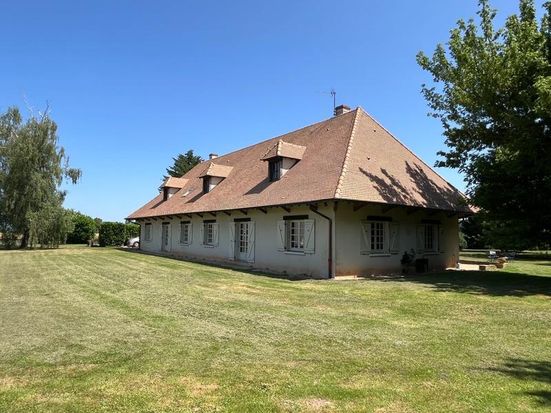 Maison - 178 m² - 7 pièces