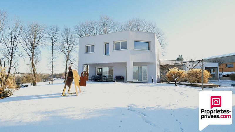 Maison - 162 m² - 6 pièces