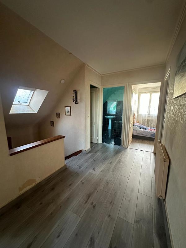 Maison - 110 m² - 6 pièces