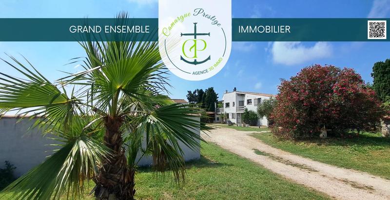 Propriété - 308 m² - 13 pièces