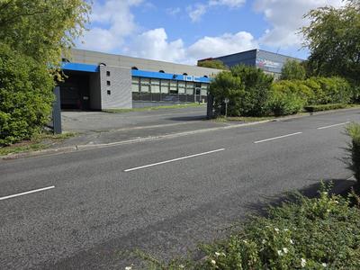 Entrepôt - 2 860 m²