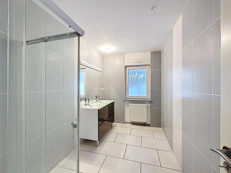 Maison jumelée - 147 m² - 6 pièces