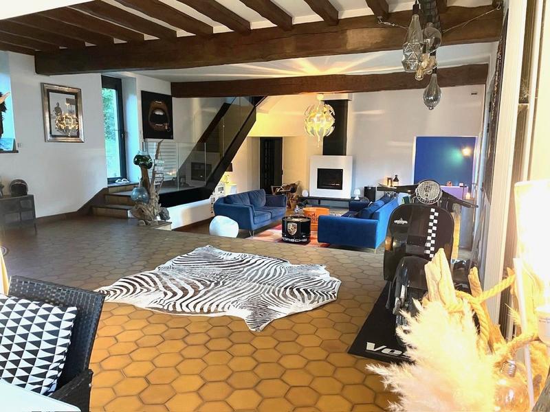 Maison ancienne - 340 m² - 12 pièces