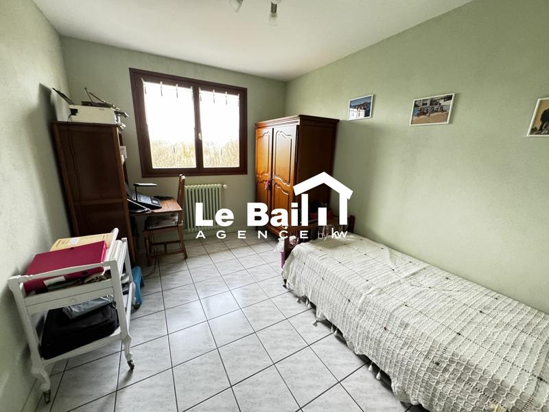 Maison - 180 m² - 8 pièces