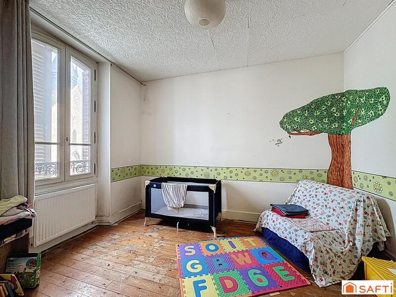 Maison - 172 m² - 8 pièces