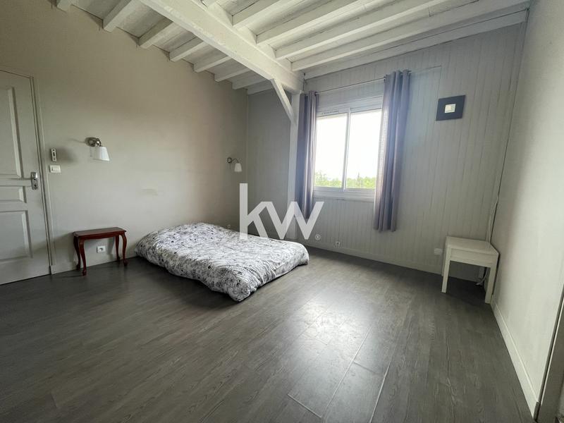 Maison - 177 m² - 7 pièces