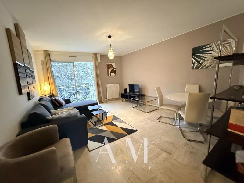 Appartement - 74 m² - 3 pièces