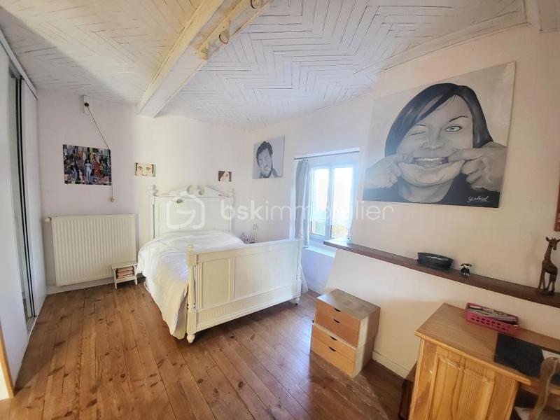 Corps de ferme - 381 m² - 14 pièces