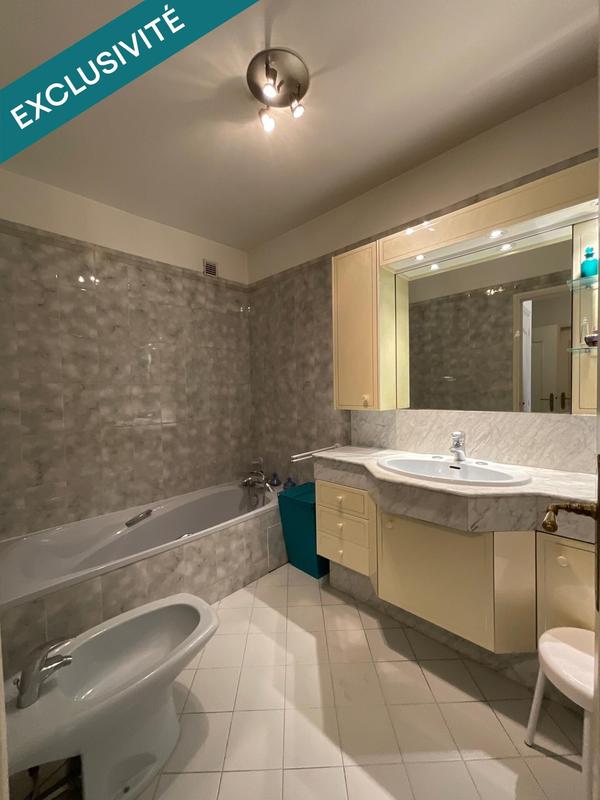 Appartement - 75 m² - 3 pièces