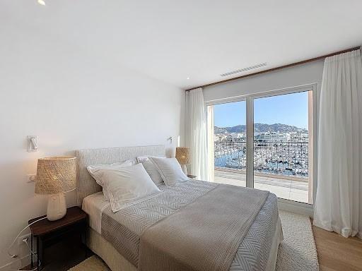 Appartement - 120 m² - 4 pièces