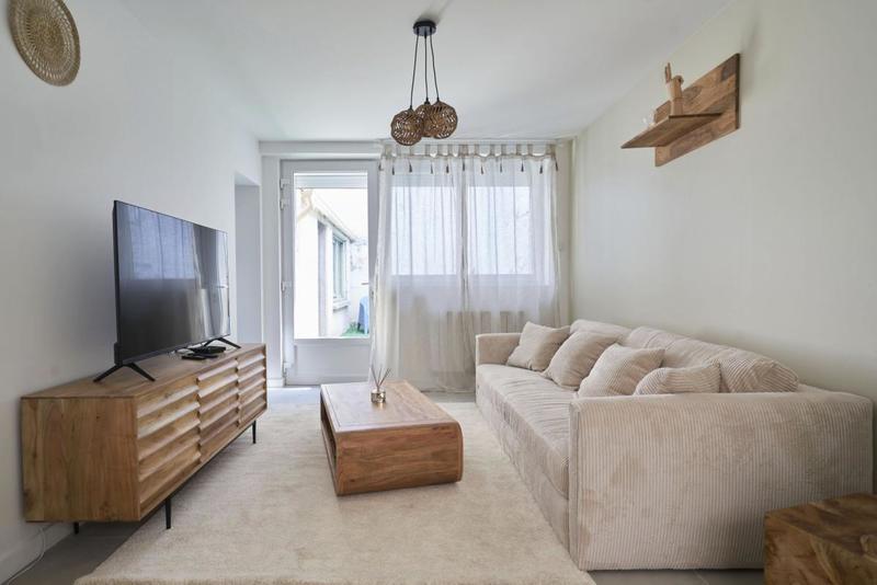 Maison - 96 m² - 6 pièces