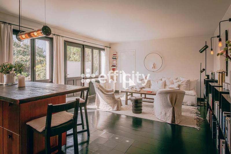 Maison - 170 m² - 7 pièces