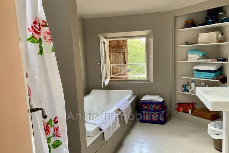 Maison de village - 250 m² - 9 pièces