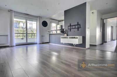 Appartement - 81 m² - 4 pièces