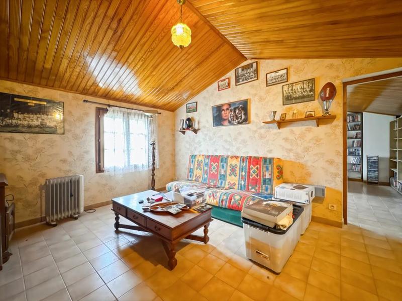 Maison - 157 m² - 7 pièces