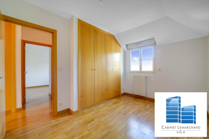 Maison contemporaine - 102 m² - 5 pièces