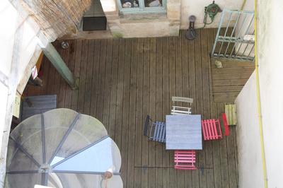 Maison - 375 m² - 7 pièces