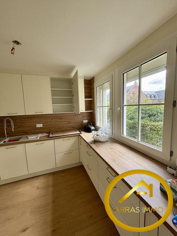 Appartement - 90 m² - 3 pièces