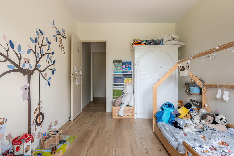 Appartement - 100 m² - 5 pièces