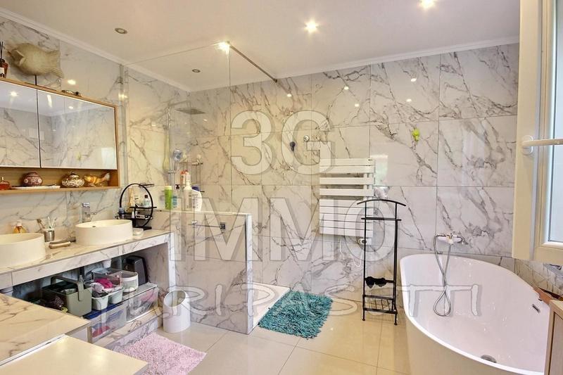 Villa - 140 m² - 5 pièces