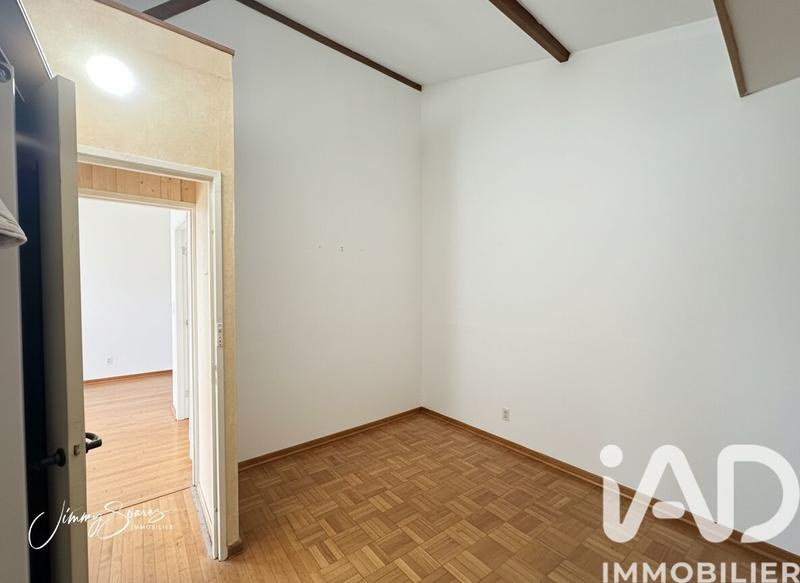 Maison - 92 m² - 5 pièces
