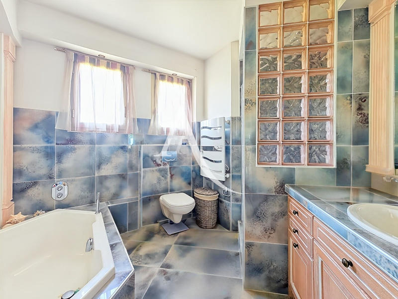 Appartement - 123 m² - 4 pièces