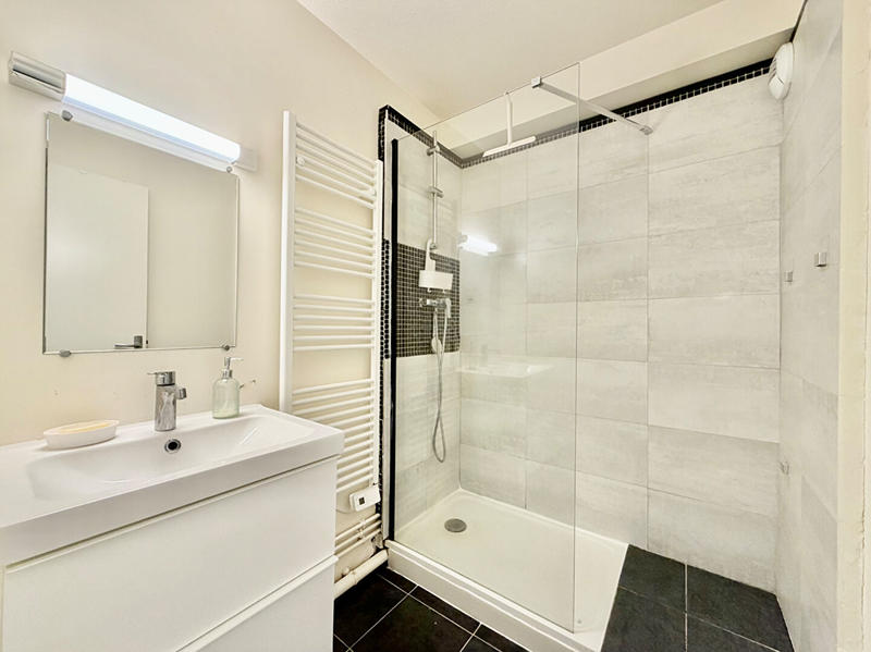 Appartement - 63 m² - 2 pièces