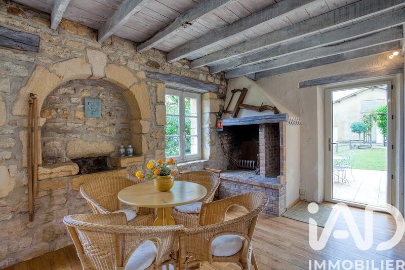 Maison - 345 m² - 10 pièces