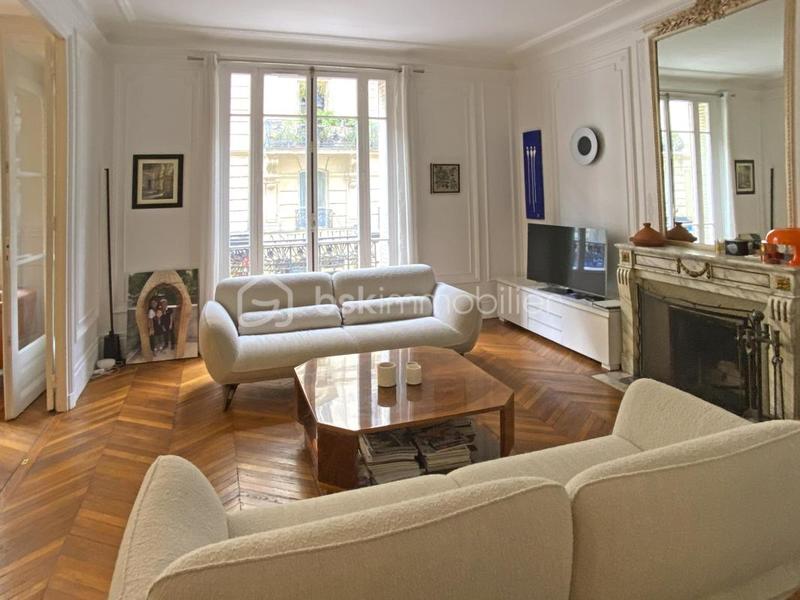 Appartement - 164 m² - 6 pièces