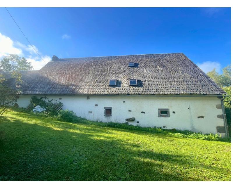 Maison - 300 m² - 20 pièces