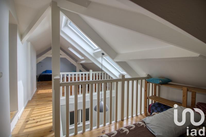 Maison - 200 m² - 8 pièces