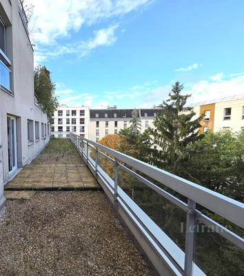 Appartement - 99 m² - 3 pièces