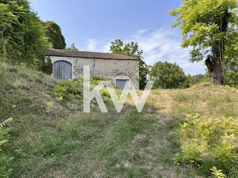 Maison - 140 m² - 7 pièces